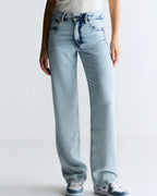 D04CAL03 - CALÇA RETA LIGHT BLUE DENIM