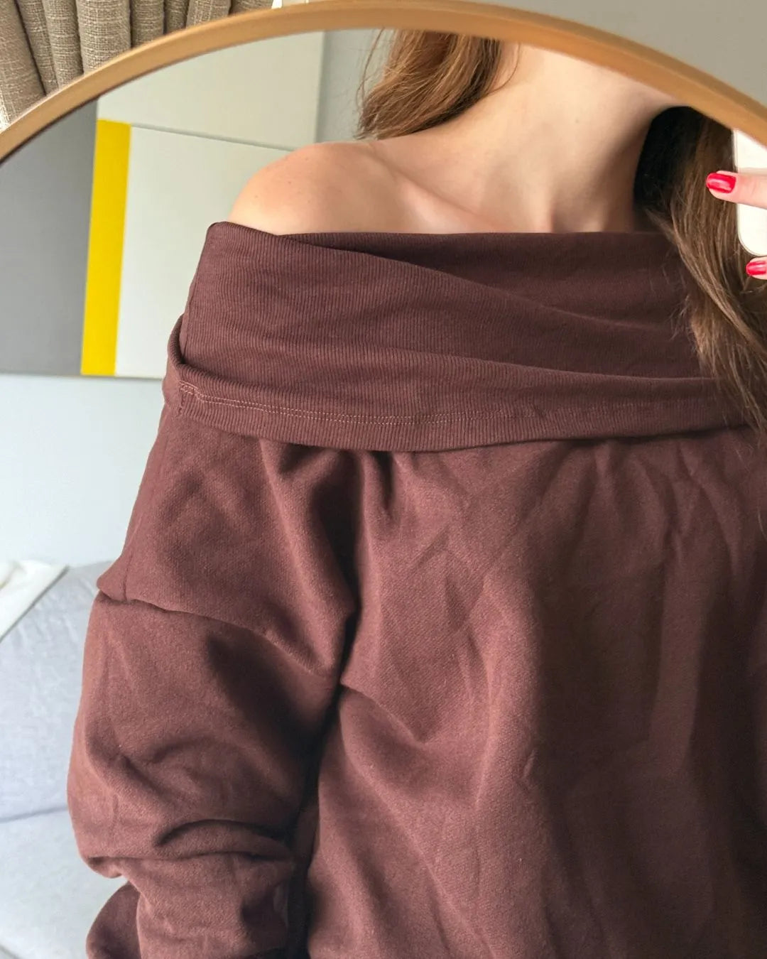 Moletom Luiza ombro a ombro marrom