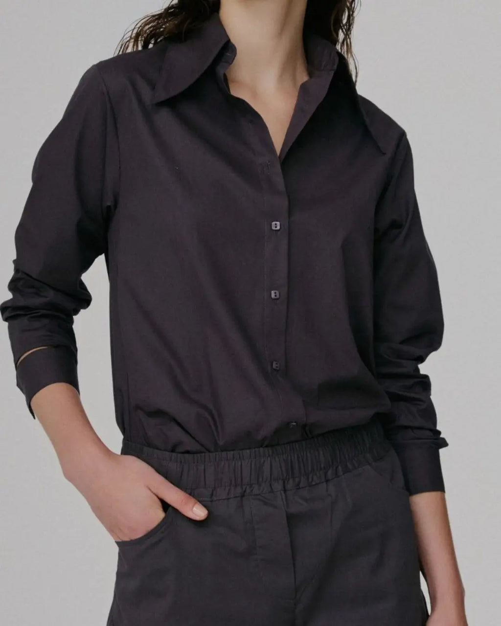 Shorts Cinza Essenza