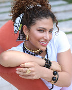 Pulseira dourada bola preta