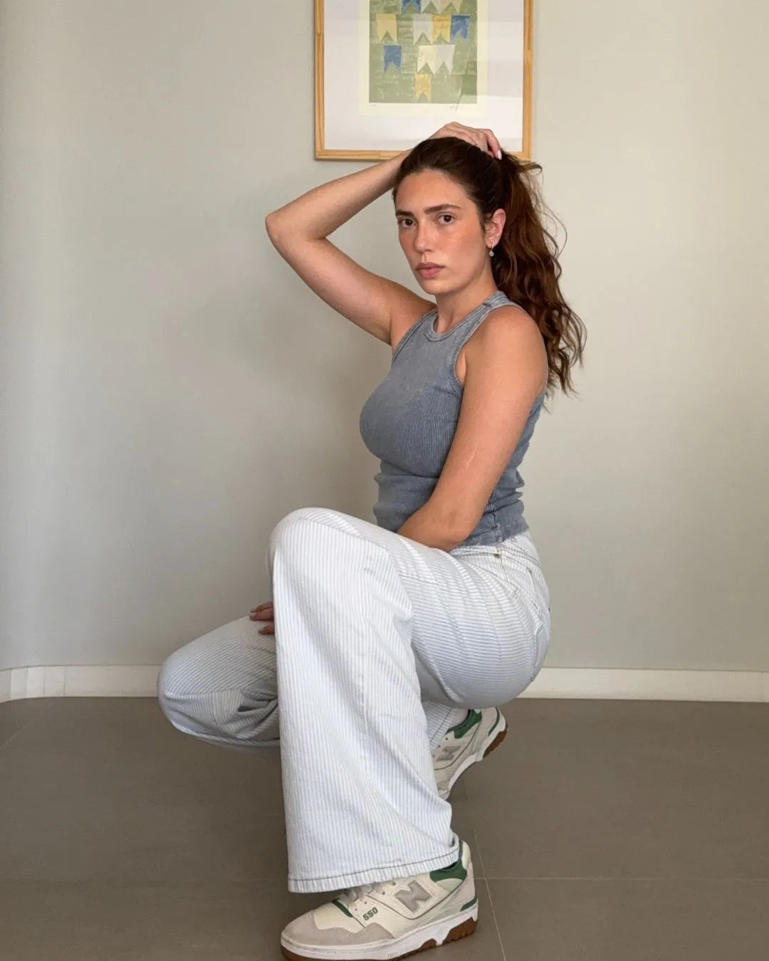 Calça jeans claro risca de giz