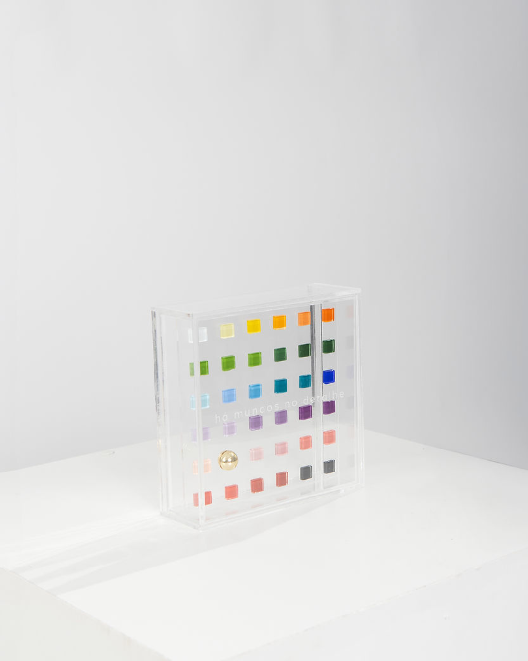 Há Mundos no Detalhe