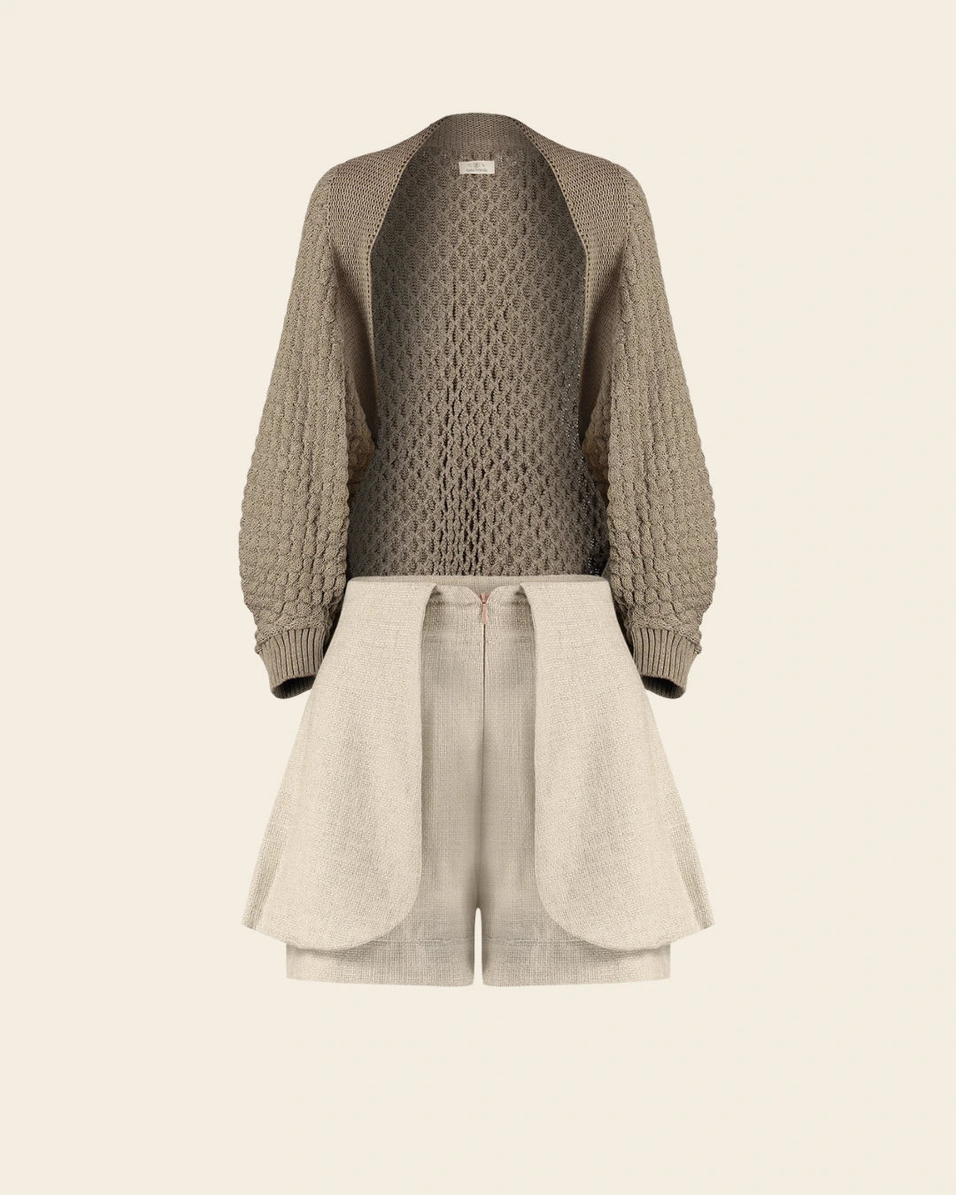 Look 19