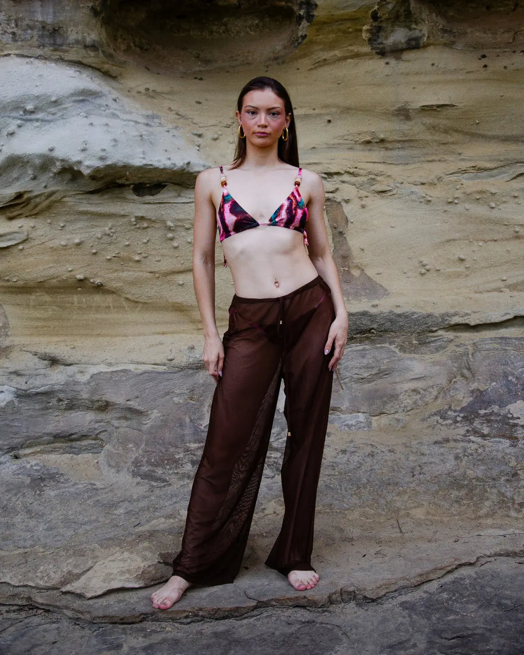 Conjunto Safira & Naturale - Calça de Tule + Biquíni Cortininha - Marrom