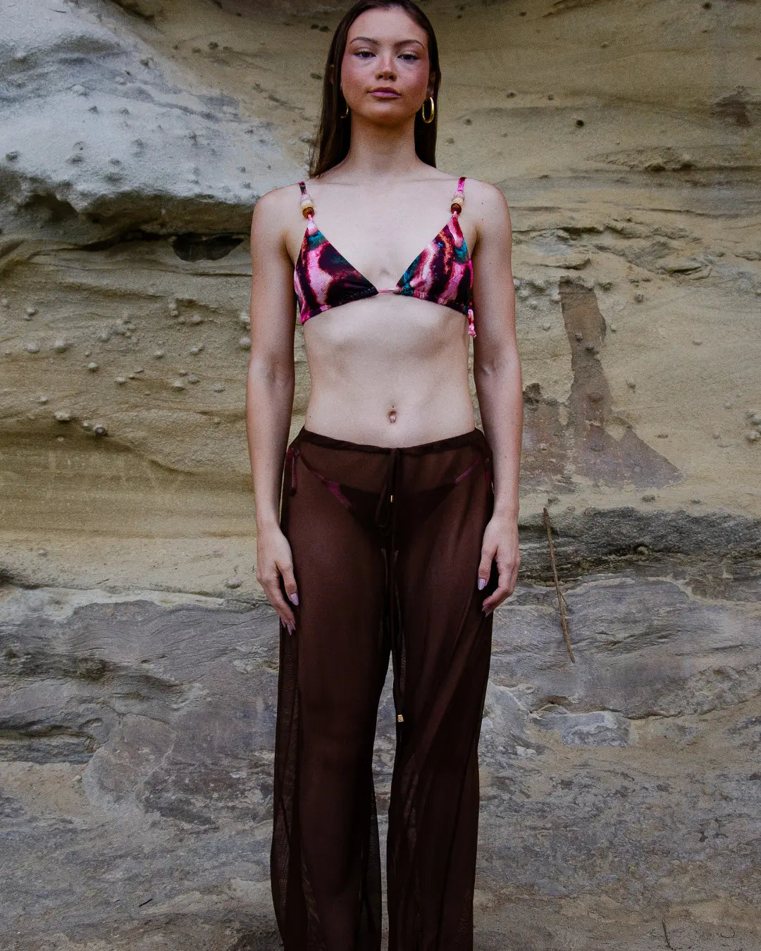 Conjunto Safira & Naturale - Calça de Tule + Biquíni Cortininha - Marrom