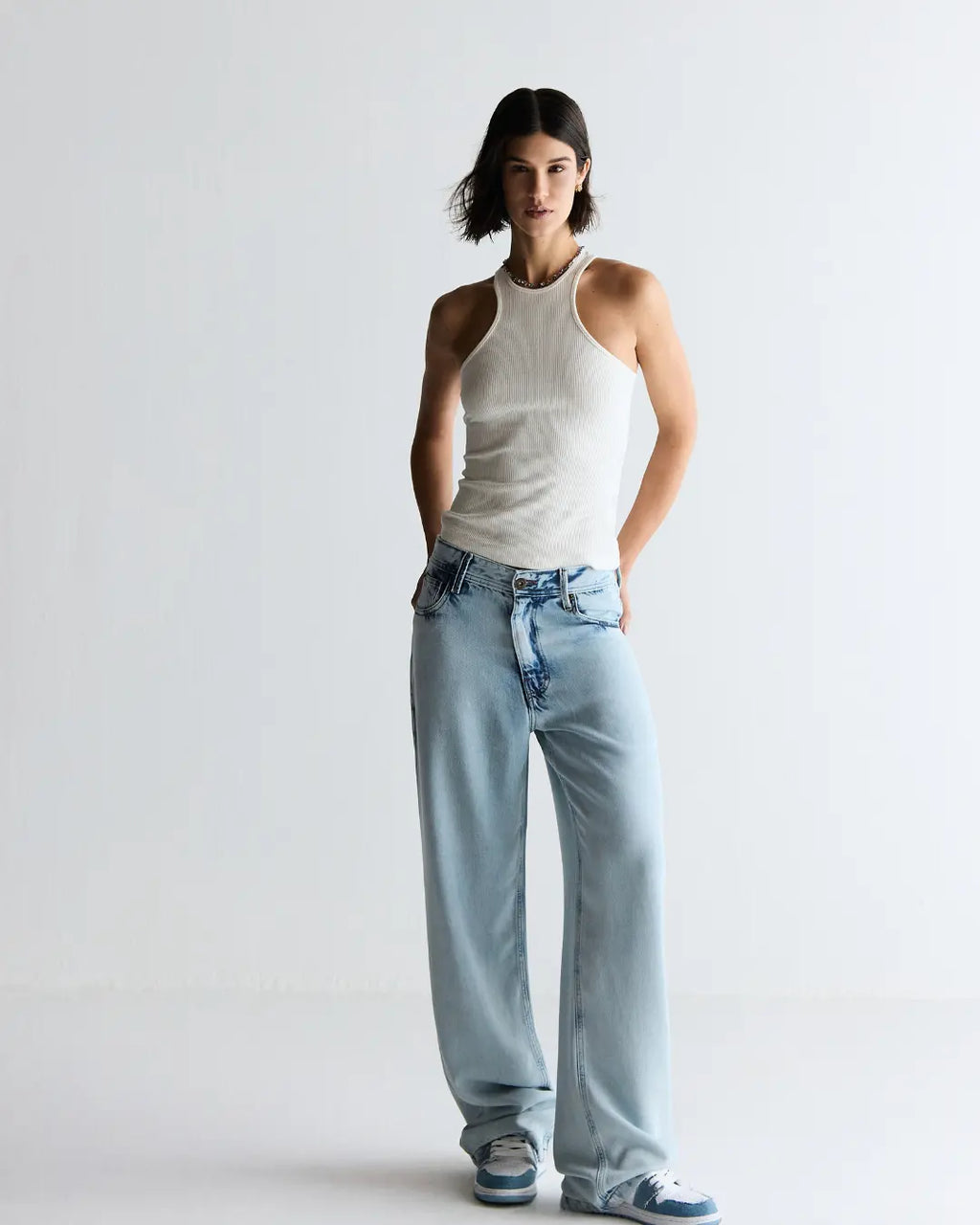 D04CAL04 - CALÇA OVERSIZED LIGHT BLUE DENIM