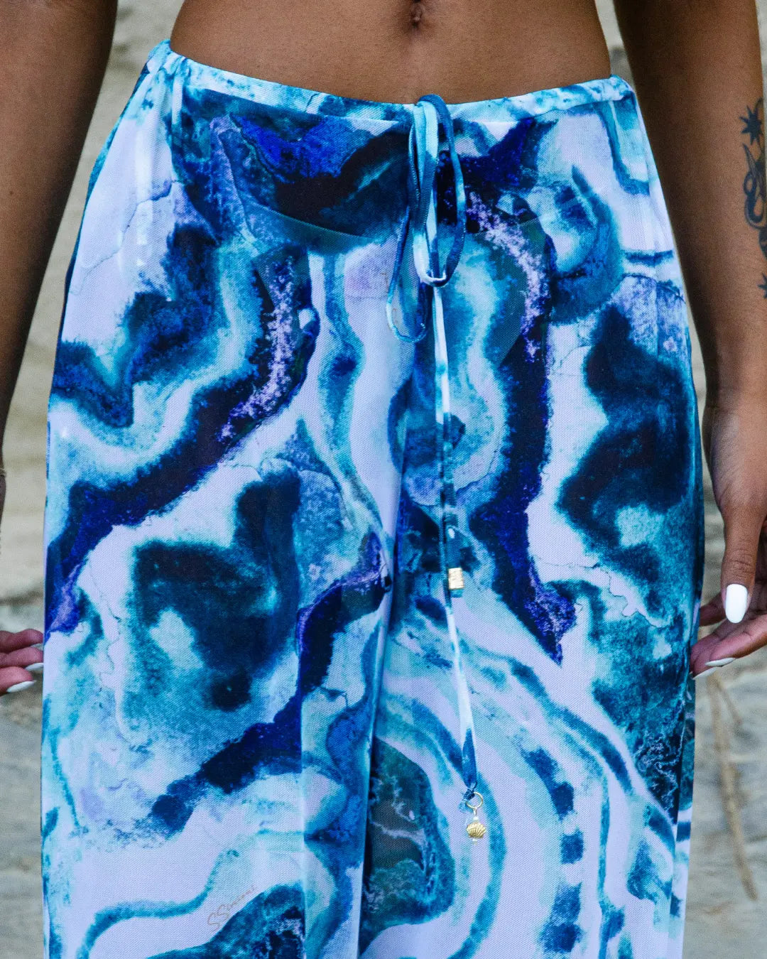 Conjunto Safira & Naturale - Calça de Tule + Biquíni Cortininha - Azul Mineral