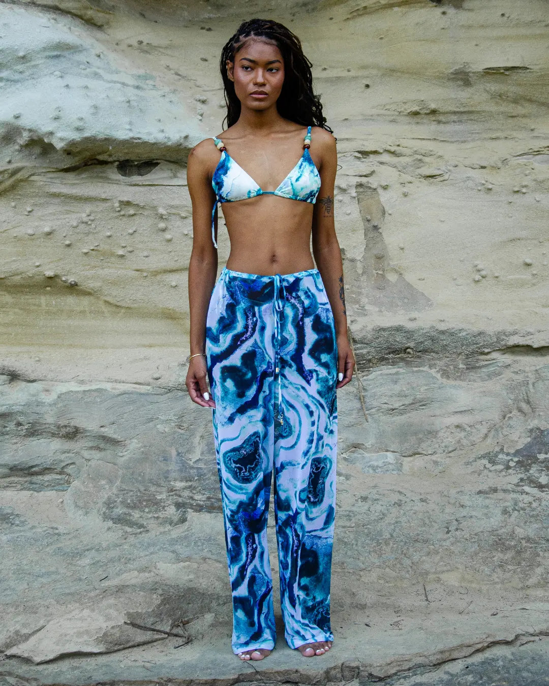 Conjunto Safira & Naturale - Calça de Tule + Biquíni Cortininha - Azul Mineral