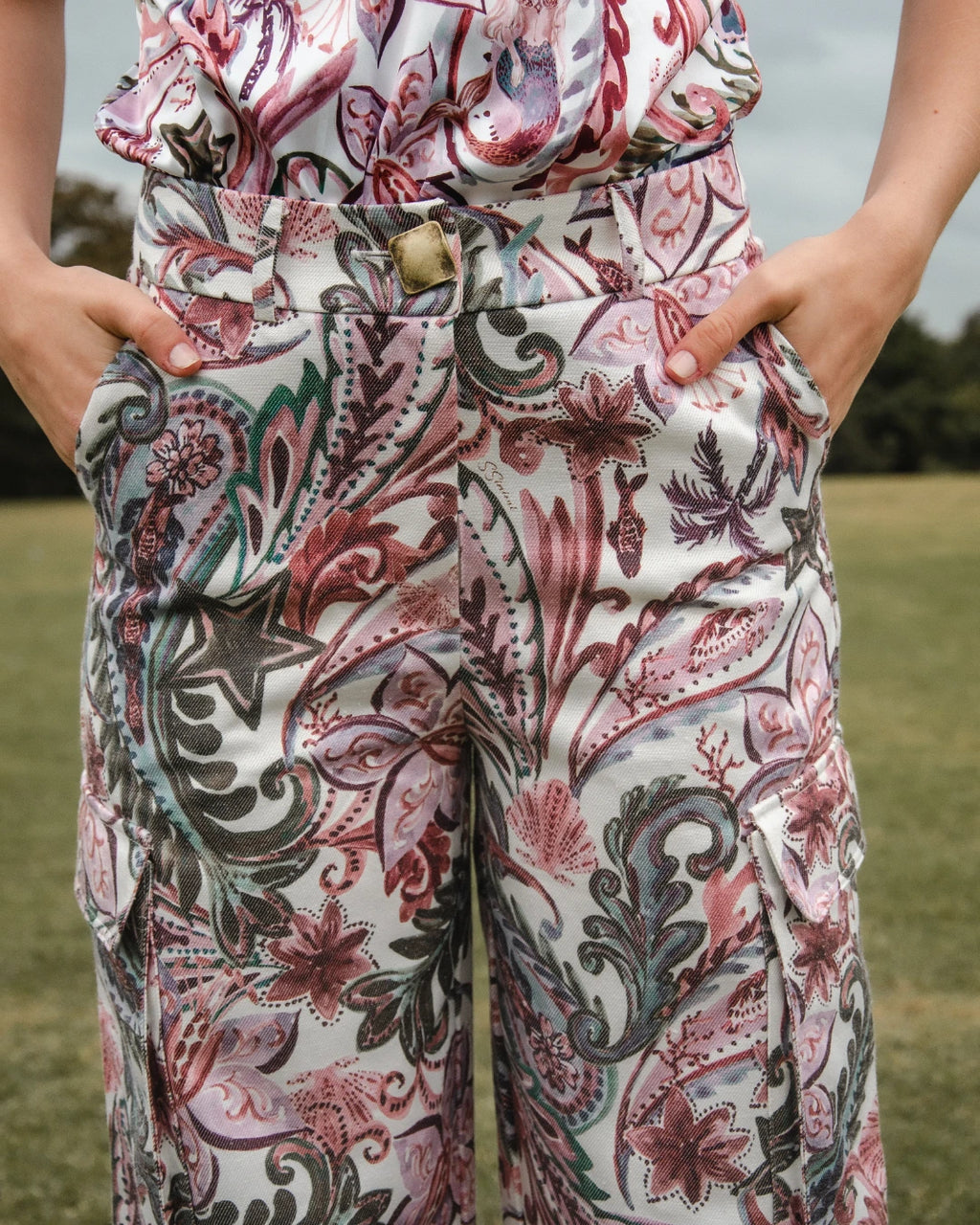 Calça Cargo Relíquia Luz