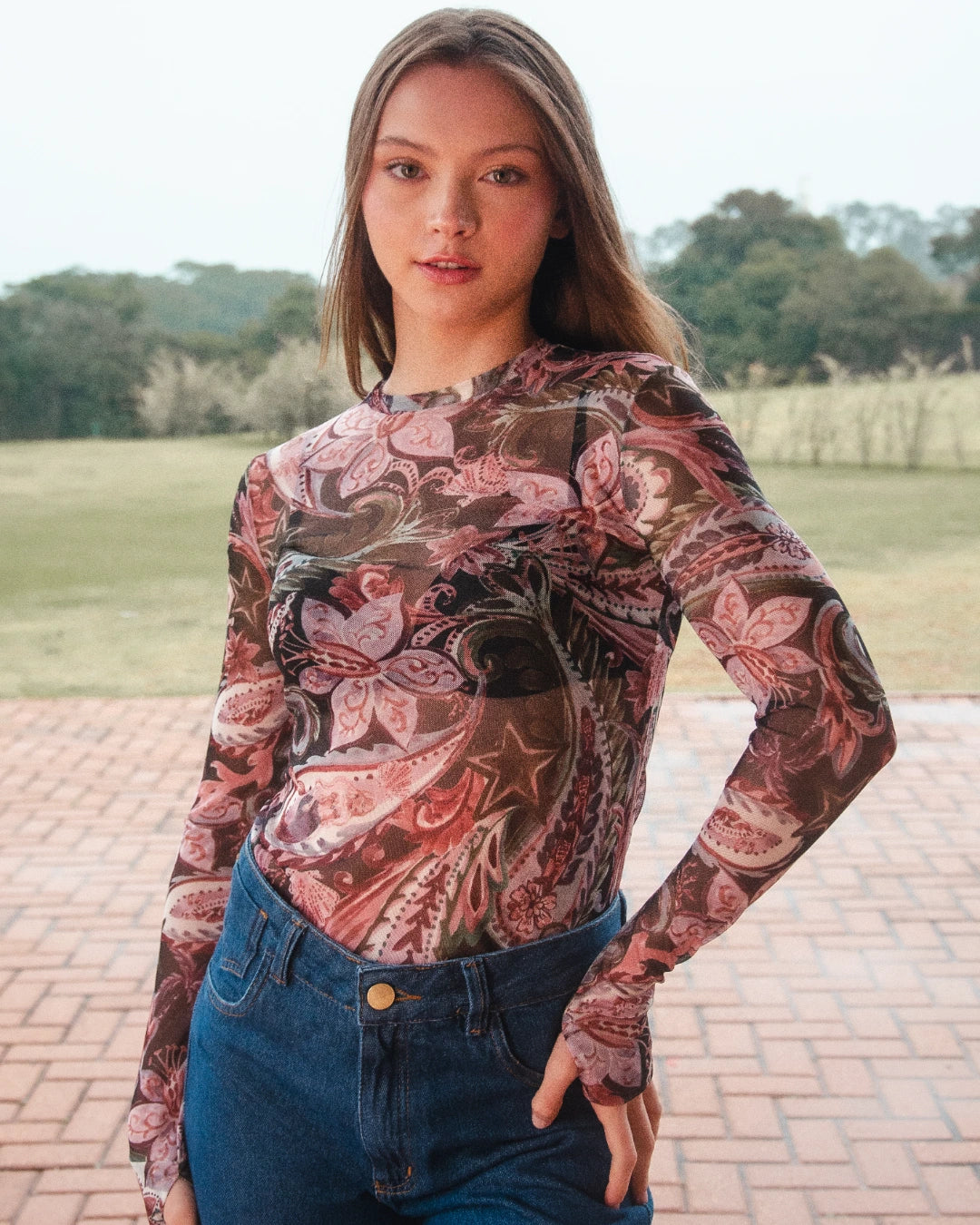 Blusa Tule Manga Longa Véu Sombra