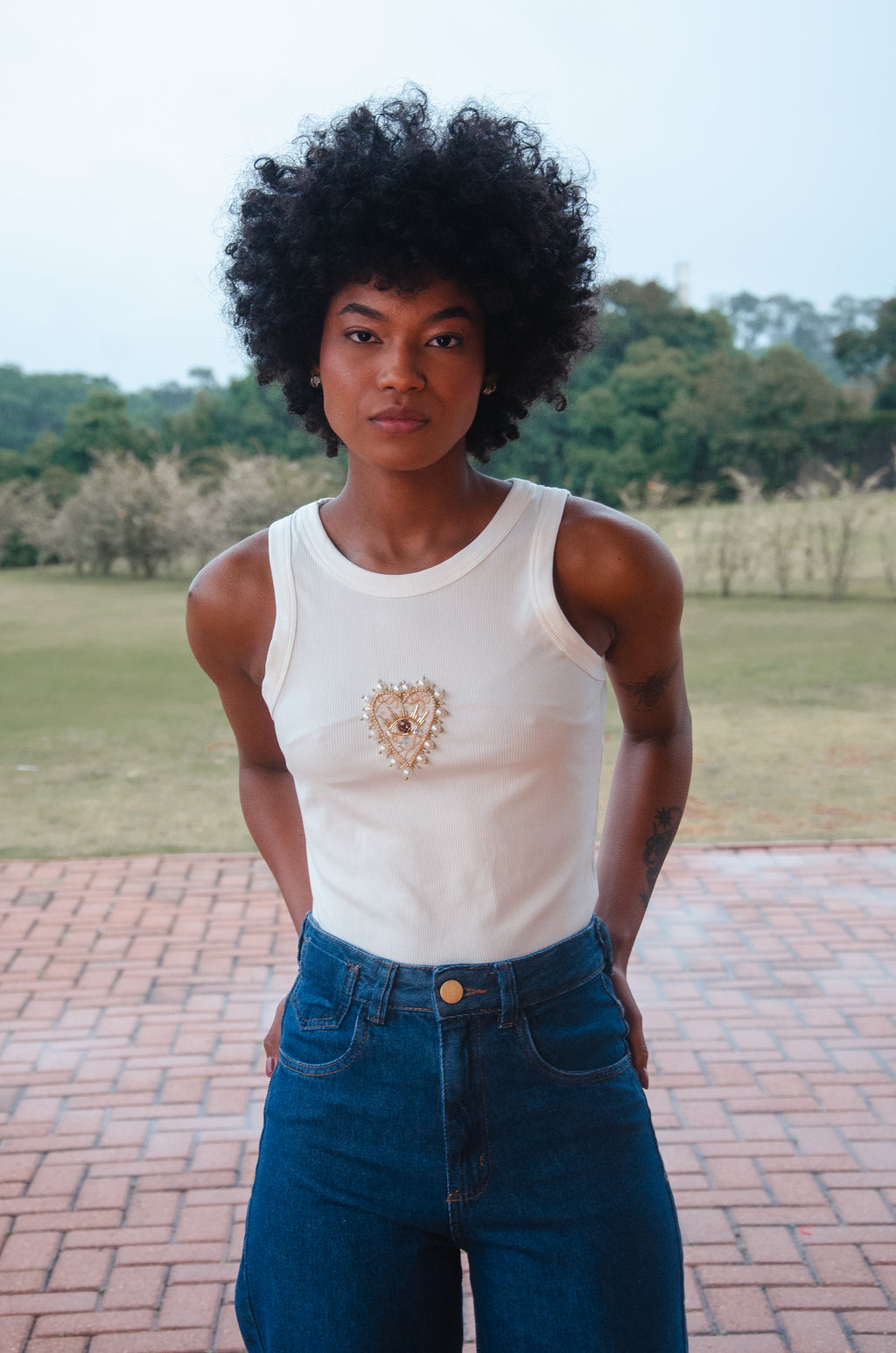 Conjunto Calça Estrutura + Regata Bordado Branco