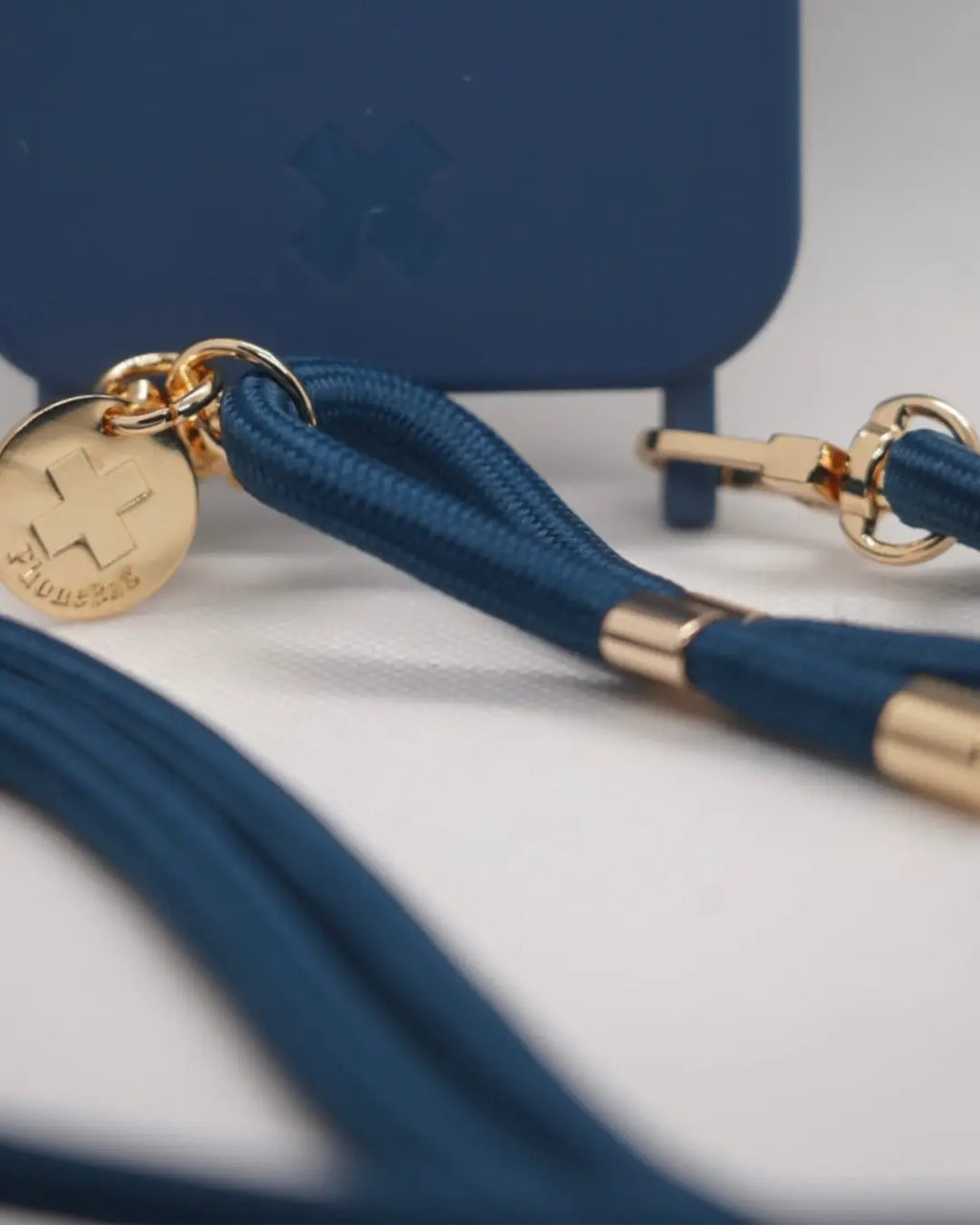 Capa azul marinho acoplável para alças