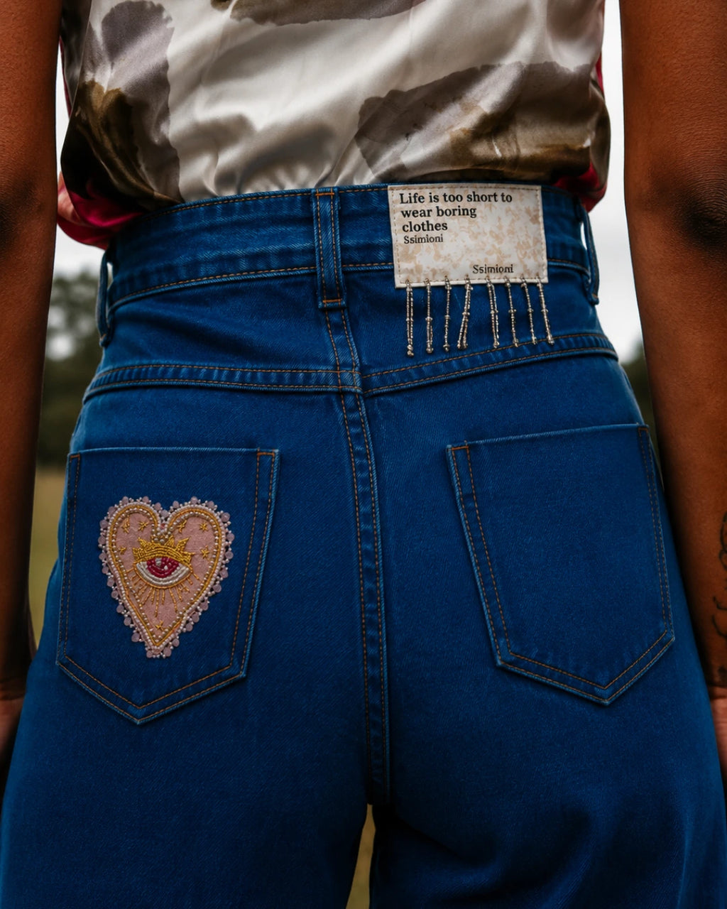 Calça Jeans Estrutura Bordado Rosa