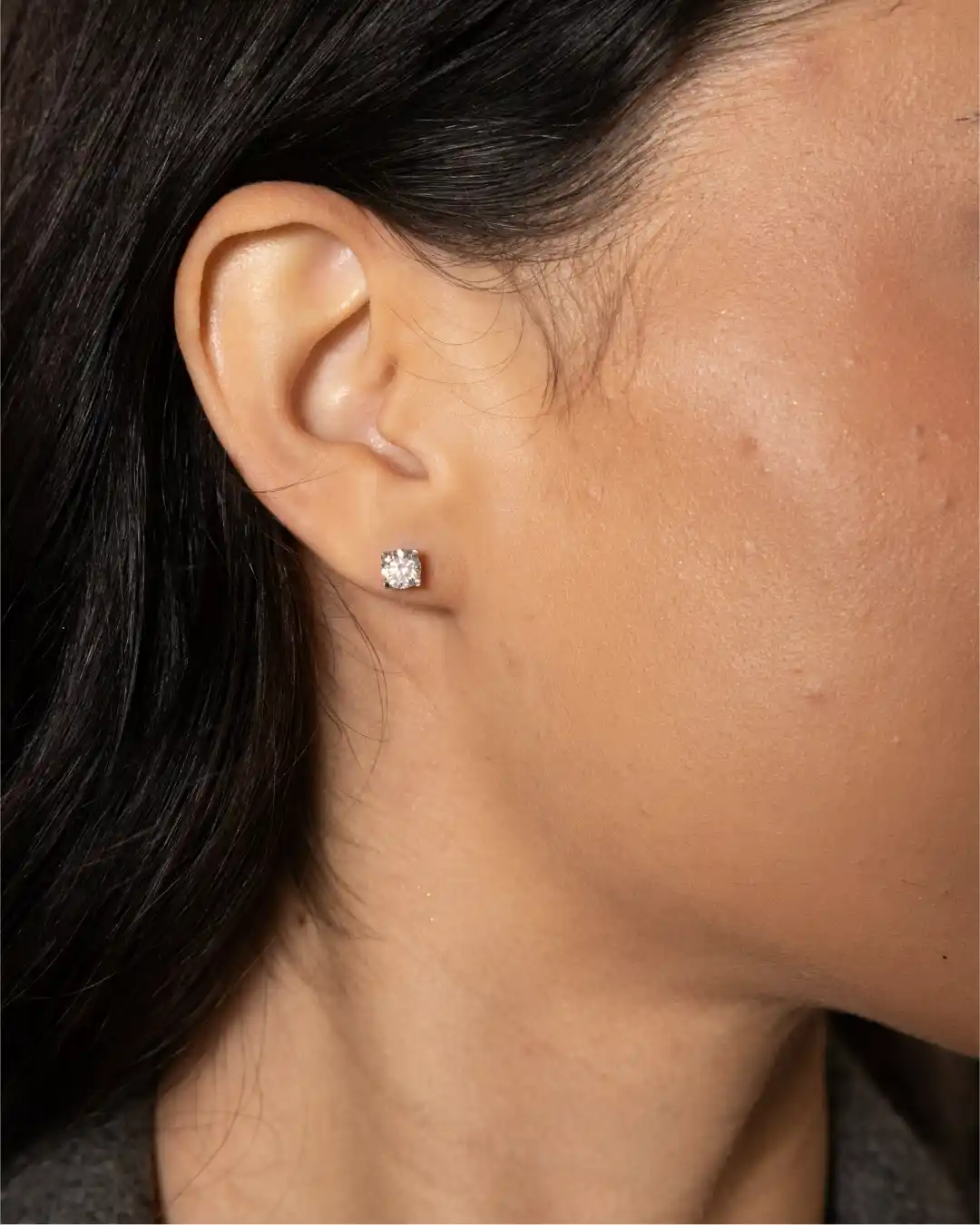 Brinco Ponto de luz Moissanite 1 quilate (5mm)