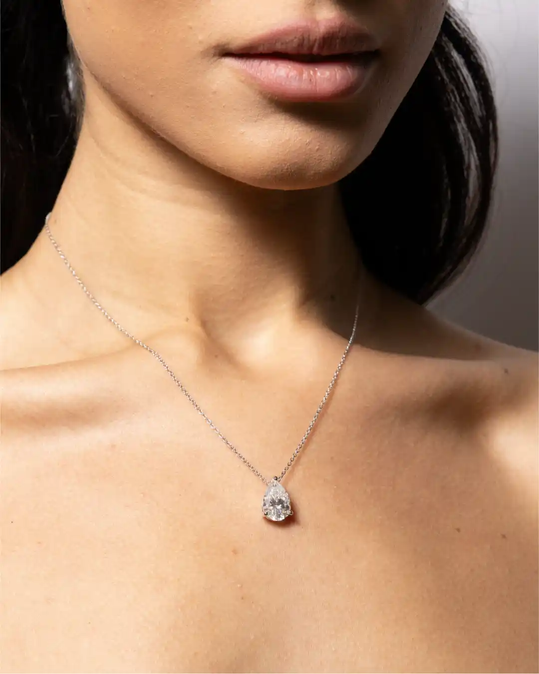 Colar Gota Moissanite de 2.75 quilates ( 9.5mm)