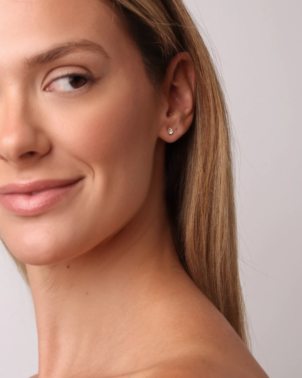 Brinco Bruna Corrente Ponto de Luz Piercing
