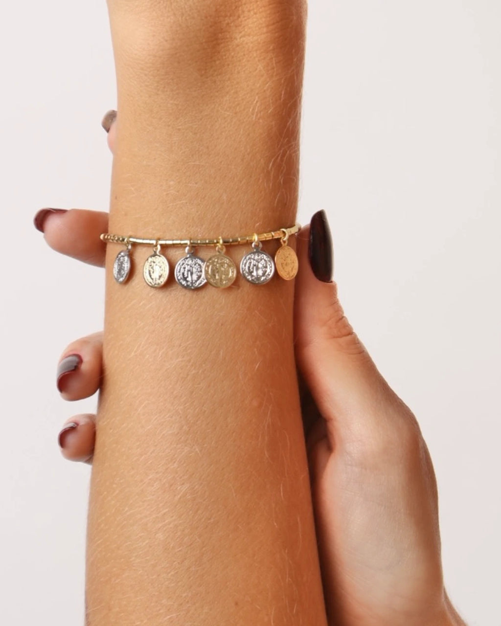 Pulseira Ajustável São Bento Mix de Banhos