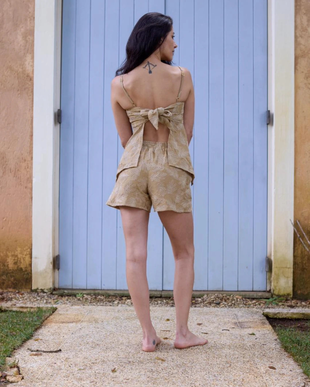 Blusa Alcinha Bordada Nativos Khaki
