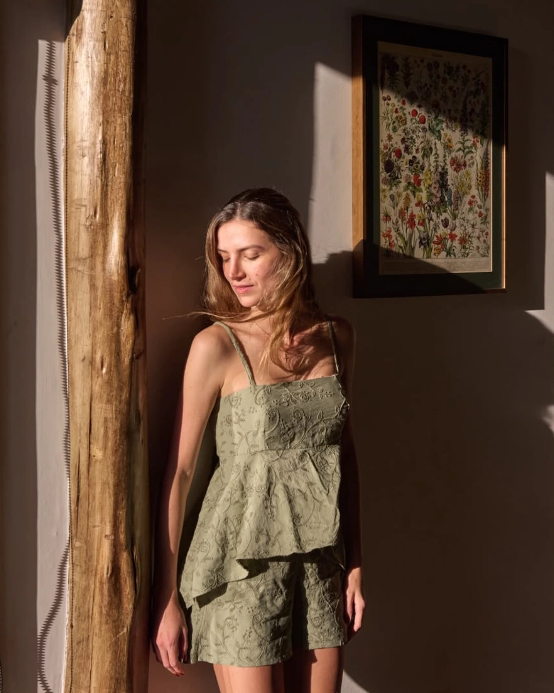Shorts Bordado Espelho Chá Verde
