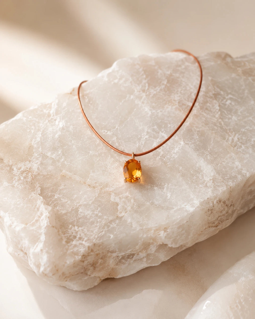 Chocker Fio de Seda Gota Oval