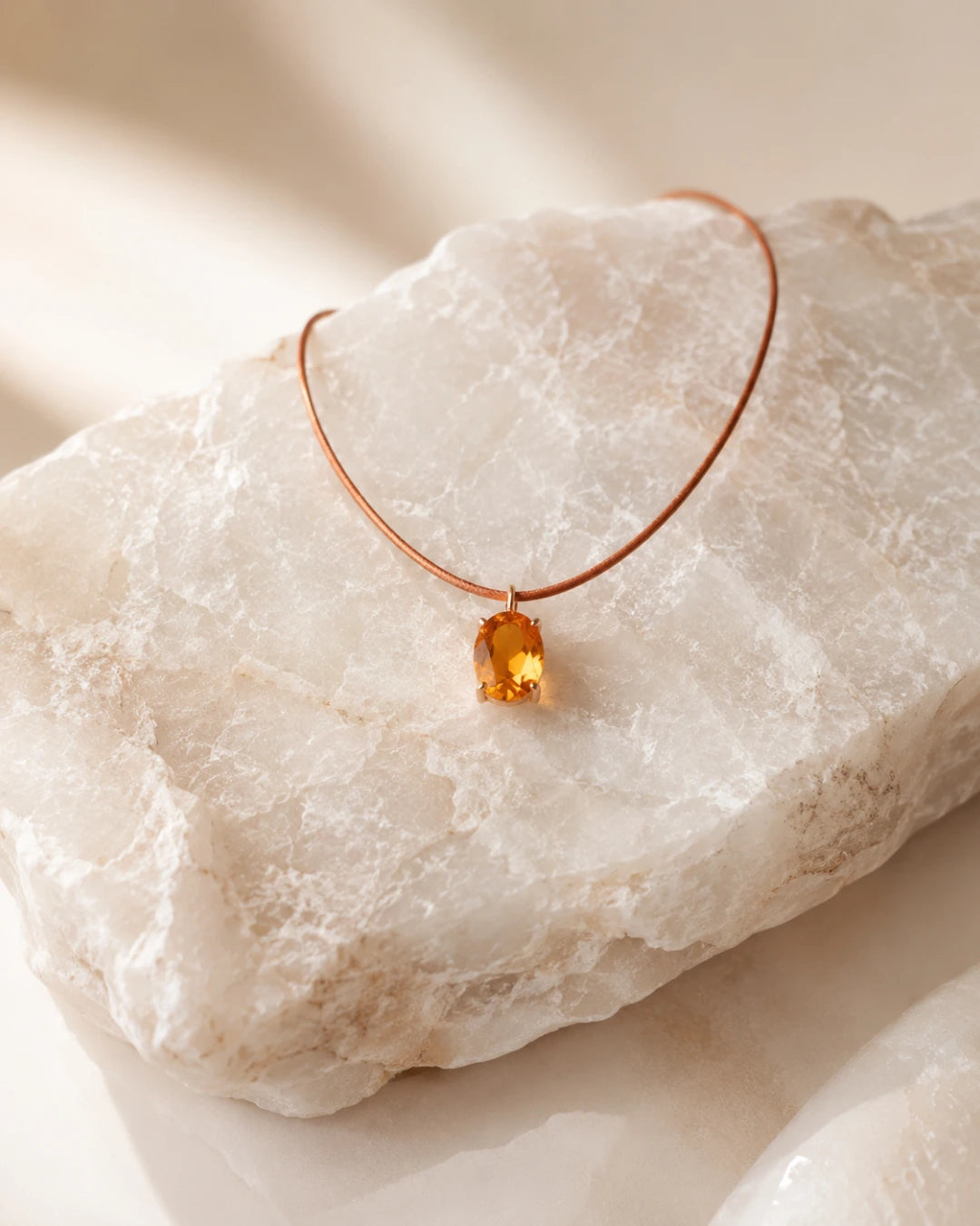 Chocker Fio de Seda Gota Oval